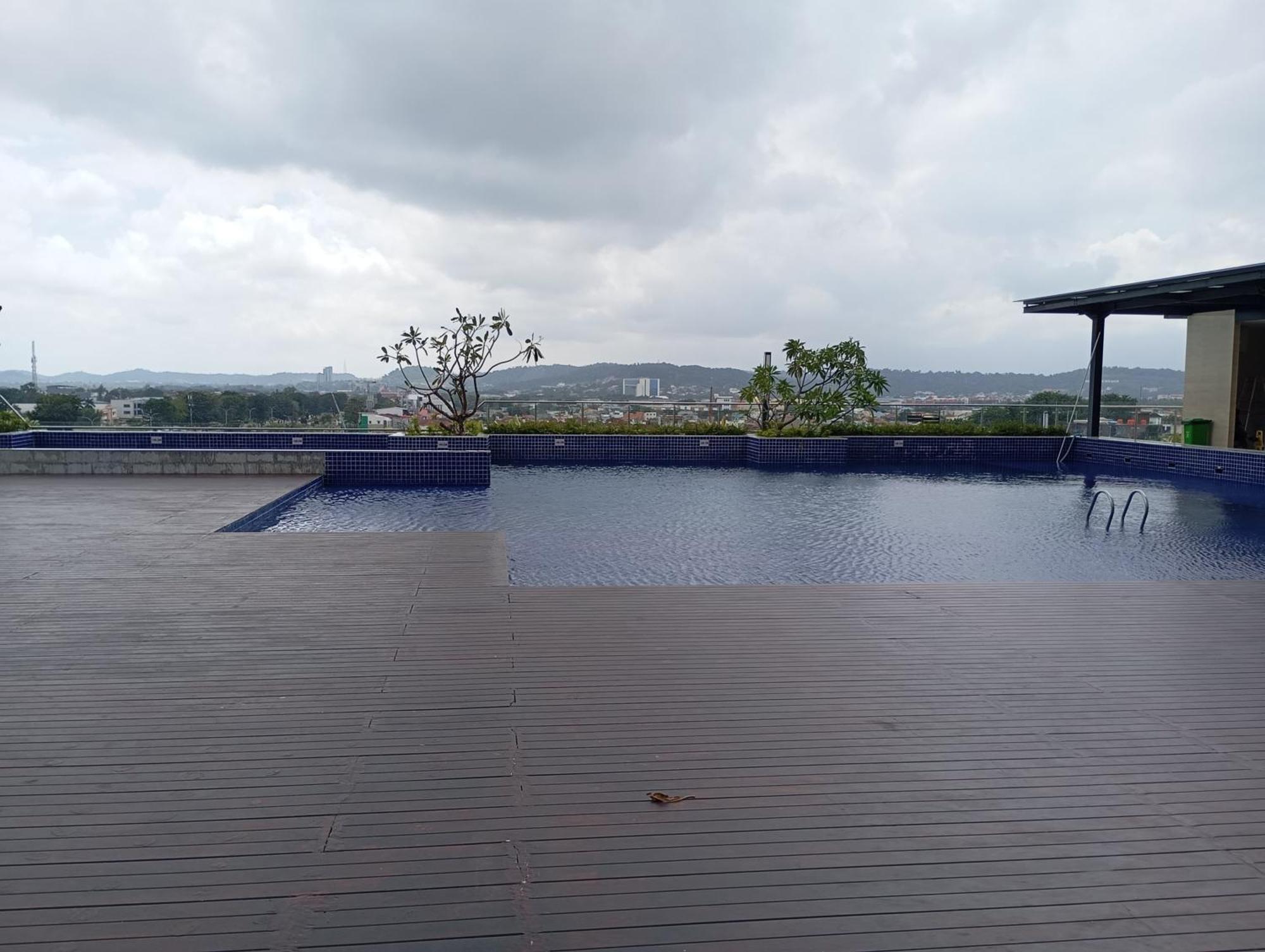 Sleeprest @ Pollux Habibie Apartment Batam Екстериор снимка